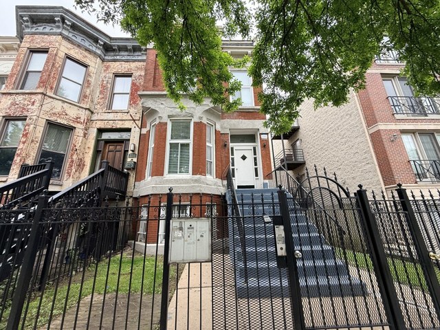 2213 W Washington Blvd Unit 2R
