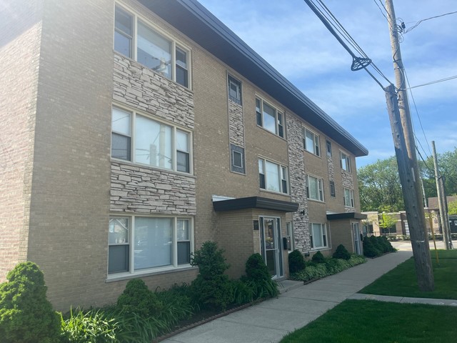 6047 North Northwest Highway - 1